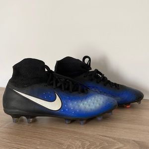 Nike Magista Soccer Cleats